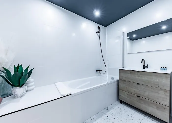 Modern Courtyard House 6mn From Gare Montparnasse * Paris