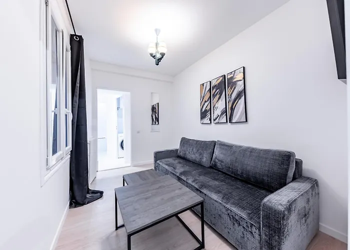 Modern Courtyard House 6mn From Gare Montparnasse * Parijs
